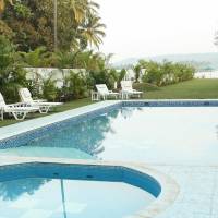Safira River Front Resort