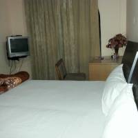 STARiHOTEL Gurdev Nagar