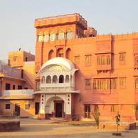 Hotel Tordi Palace - 100 km Jaipur