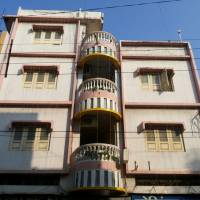 Hotel Giri