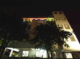 OYO Rooms Rajiv Gandhi Circle