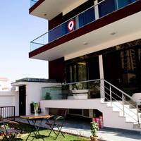 OYO Premium Medanta