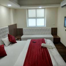 Hotel Arya Palace