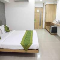 Admiral Suites