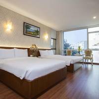 Golden Star Hotel