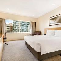 Holiday Inn Potts Point