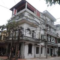 Queen Mini Hotel