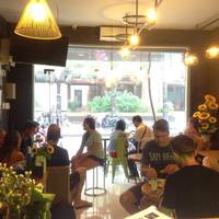 Amy Hostel Hue