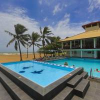 Catamaran Beach Hotel