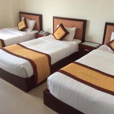 Luxe Hotel