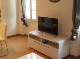 Duplex dans maison de village