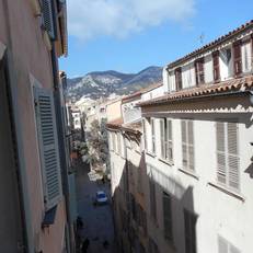 Laugier Apartment