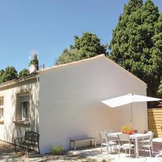 Four-Bedroom Holiday Home in Salon de Provence
