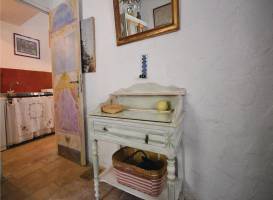 Two-Bedroom Holiday home Roussillon 0 02
