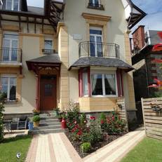 La Bagatelle