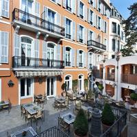 Hotel Ellington