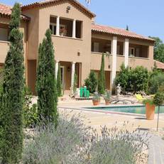 La Bastide des Cypres