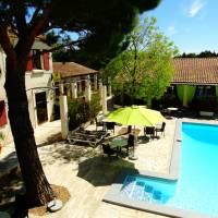 Hotel Le Mas Des Amandiers