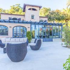 Villa with pool, sea view and garden