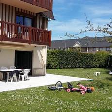 Les Manoirs