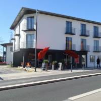 Acqs Hotel