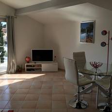 Le Petit Cassis