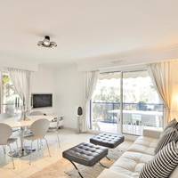 Apartment Avenue de Madrid