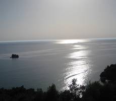 Golden View