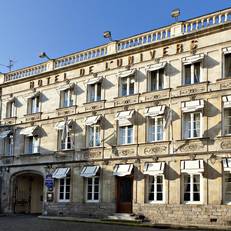 Najeti Hotel de L'univers