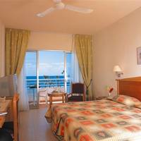 Riu Cypria Resort