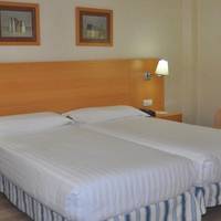 Tryp Infanta Mercedes