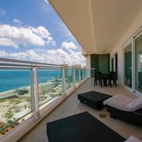 Seafront Apartment Sliema