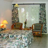 Sun-N-Holiday Resort