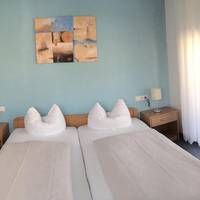 Hotel Discovery