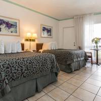 Days Hotel Thunderbird Beach Resort