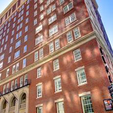 Hotel 140