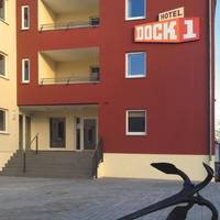 Dock1