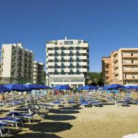 Nautilus Family Hotel