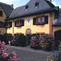 Weingut Staffelter Hof
