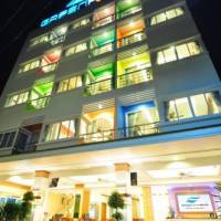 Green Harbor Hotel & Service Apartment