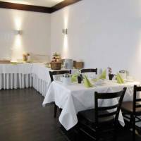 City Hotel
