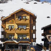 Alp & Wellness Hotel Mota