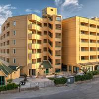 Esra ApartHotel &amp Family Suites