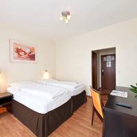 Novum Hotel Plaza Dusseldorf Zentrum