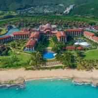 The St. Regis Sanya Yalong Bay Resort