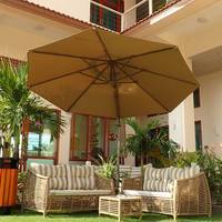 Deluxx Boutique Hotel