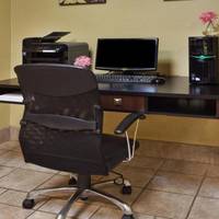 La Quinta Inn & Suites Savannah Southside