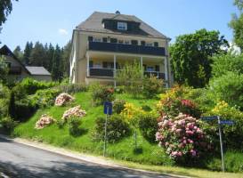 Villa Goldbrunnen Ferienwohnung 3