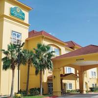 La Quinta Inn & Suites Pearland