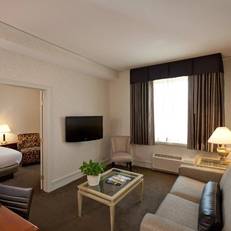 Hilton Cincinnati Netherland Plaza